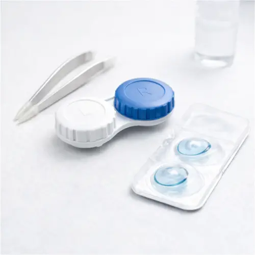 Підбір контактних лінз